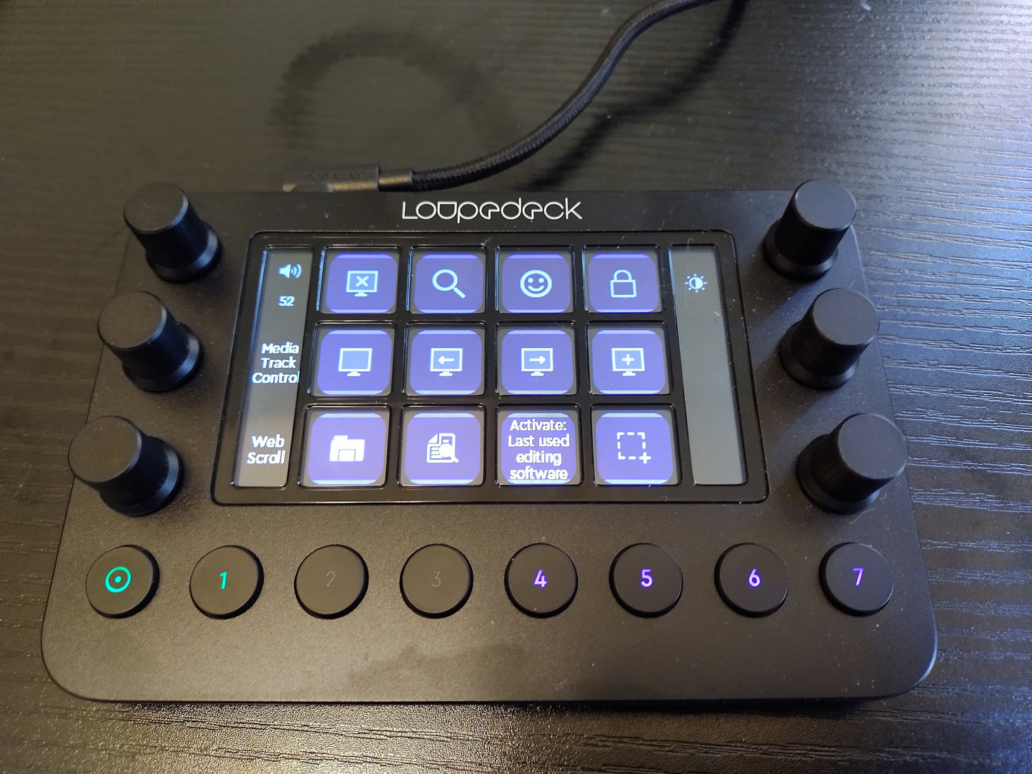 *OPEN BOX* Loupedeck Live. Stream Deck Killer