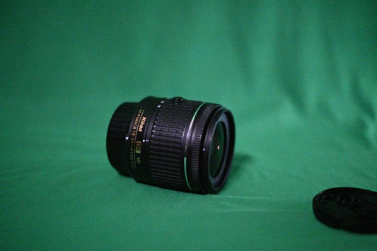 Nikon NIKKOR 18-55mm F/3.5-5.6G AF-P VR DX Lens